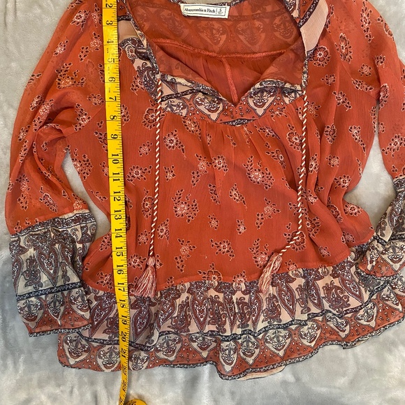 Abercrombie Flowy blouse - Picture 2 of 4
